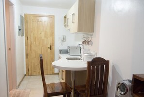 Family Suite | Private kitchenette