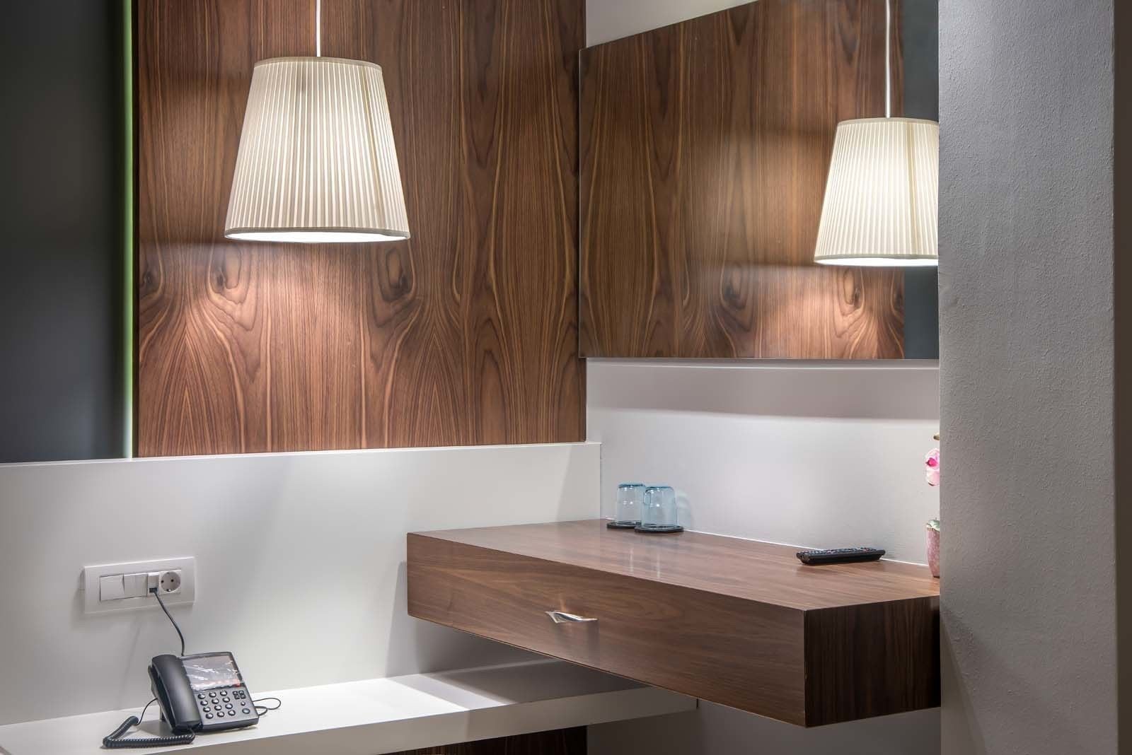 minibar, in-room safe, soundproofing, iron/ironing board