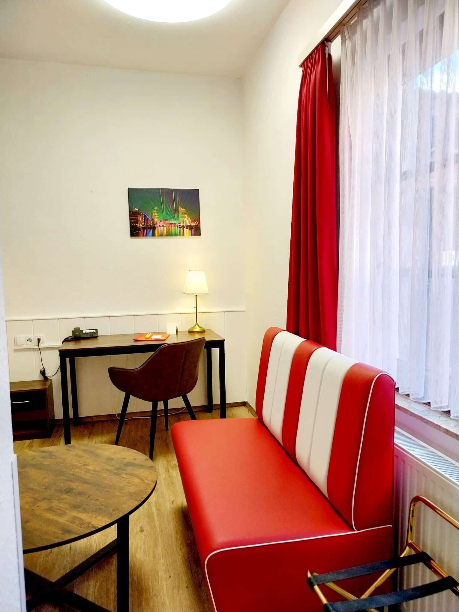 premium bedding, in-room safe, desk, free wifi