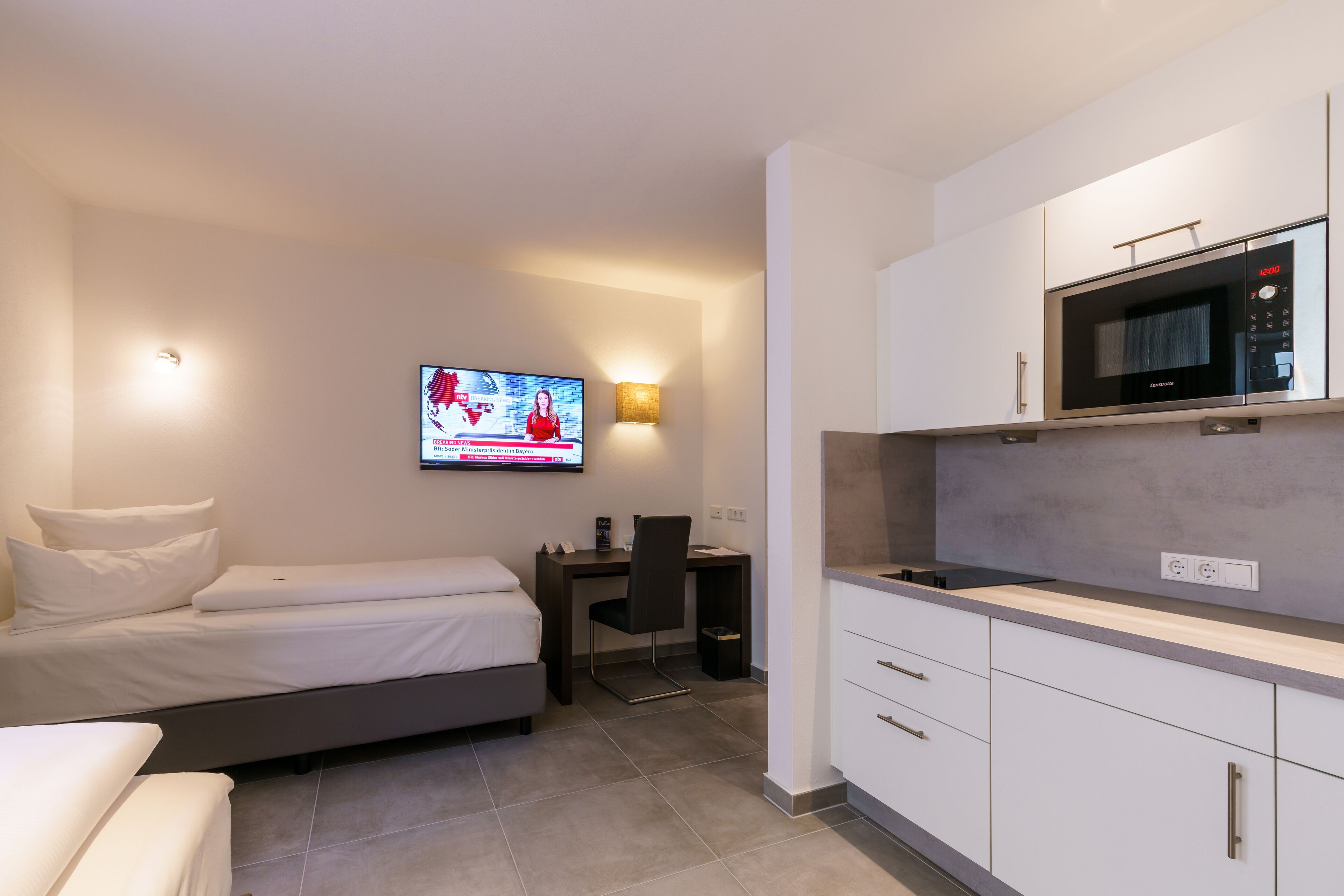 studio, kitchenette | private kitchen