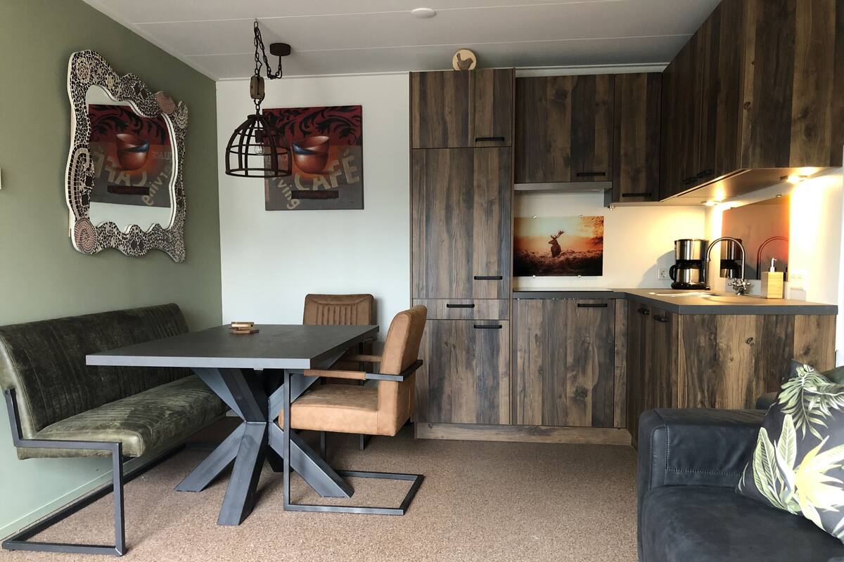 Comfort appartement, 1 slaapkamer | Privékeuken | Een koffiezetapparaat/waterkoker, een waterkoker