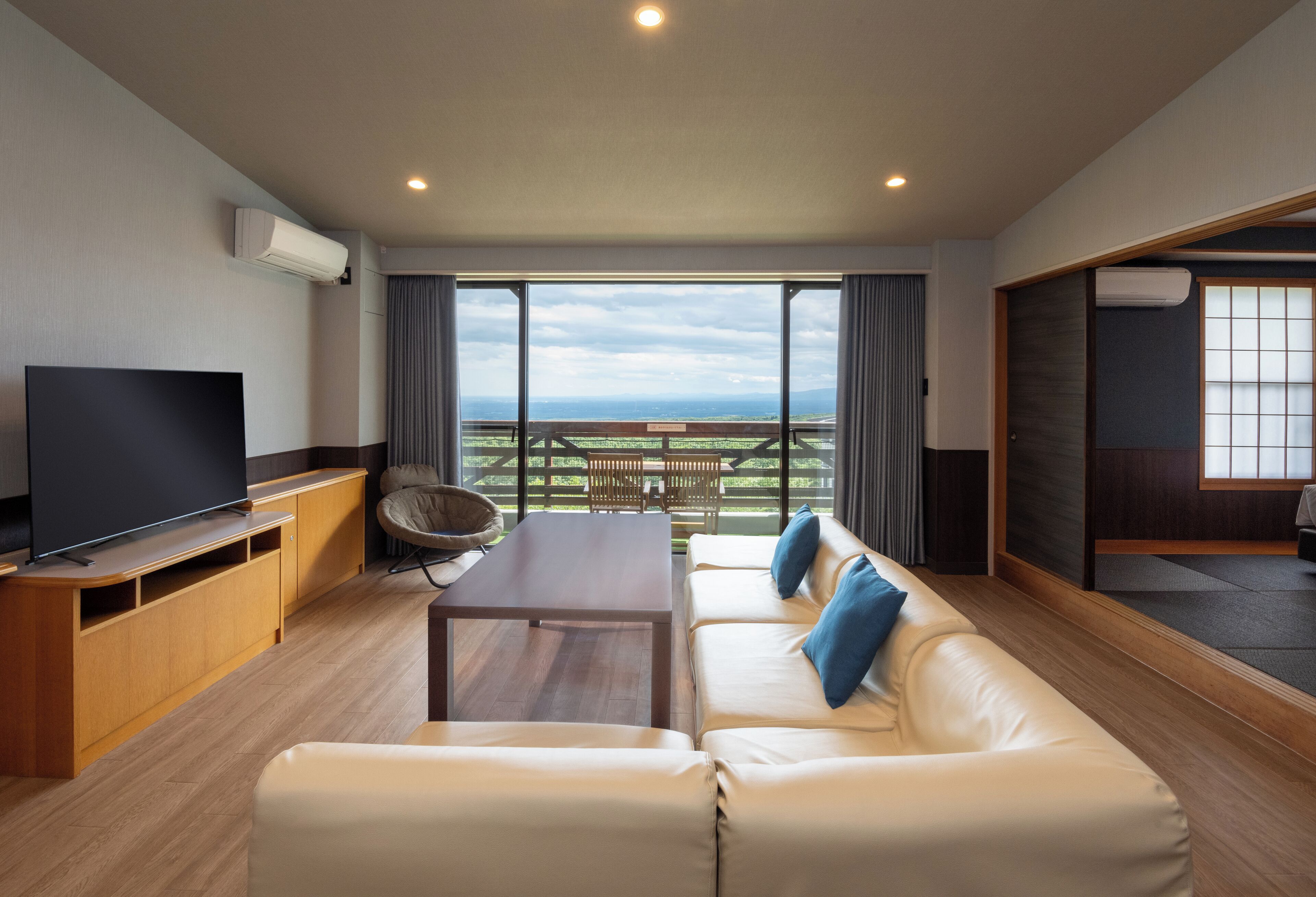 Småhus – comfort, ikke-røyk, kjæledyr tillatt (Building B) | Safe på rommet, wi-fi (inkludert) og sengetøy