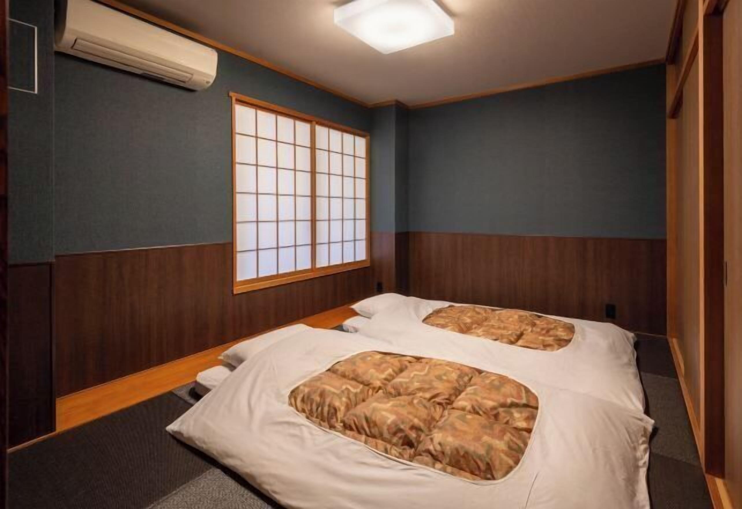 In-room safe, free WiFi, bed sheets