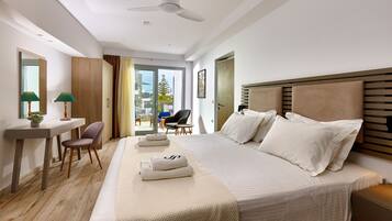 Deluxe Open Plan Suite