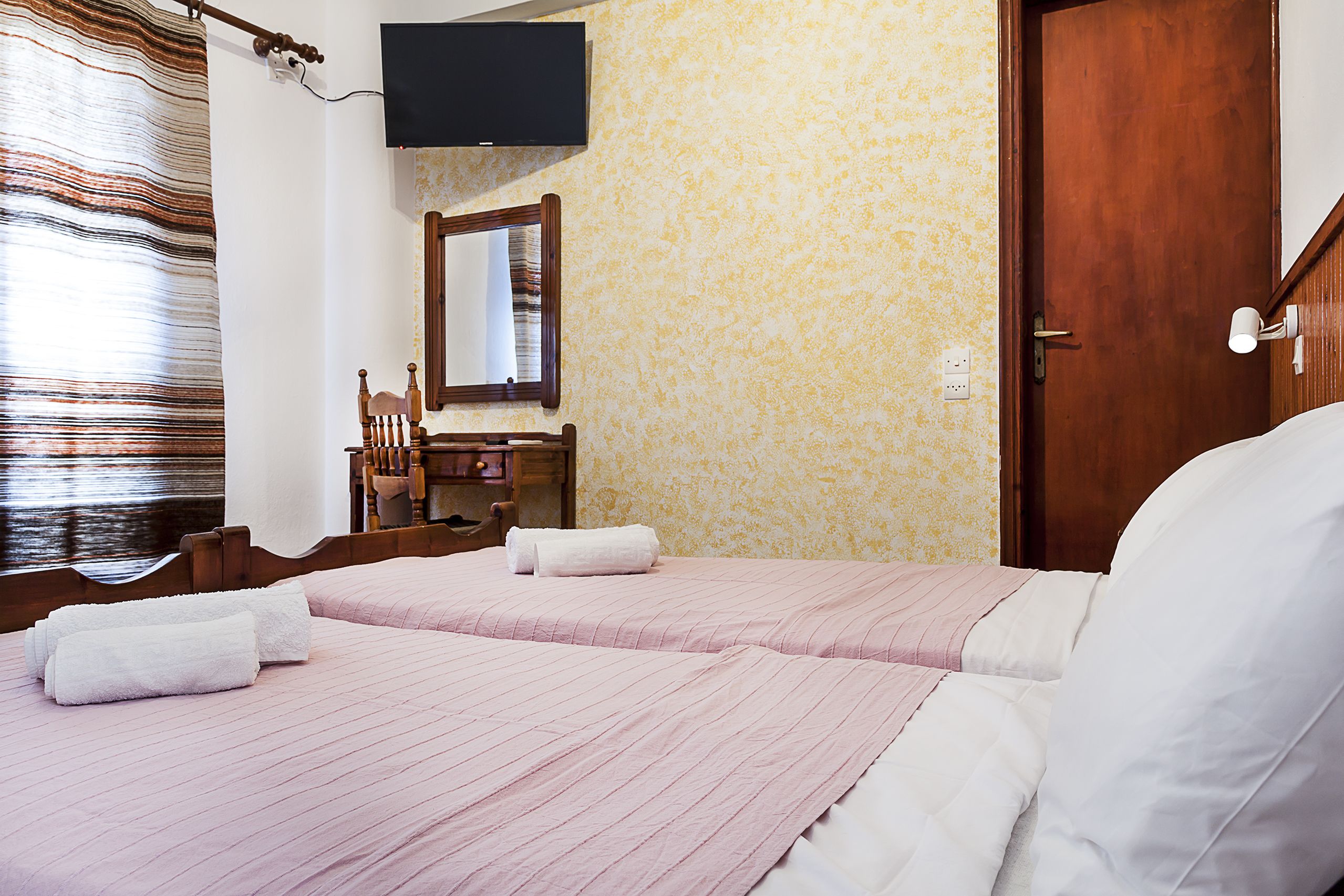 superior twin room, garden view | in-room safe, free cots/infant beds, free wifi, bed sheets