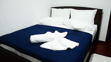 Deluxe Twin Room, 1 Bedroom, Garden View | 5 bedrooms, Frette Italian sheets, premium bedding, pillowtop beds
