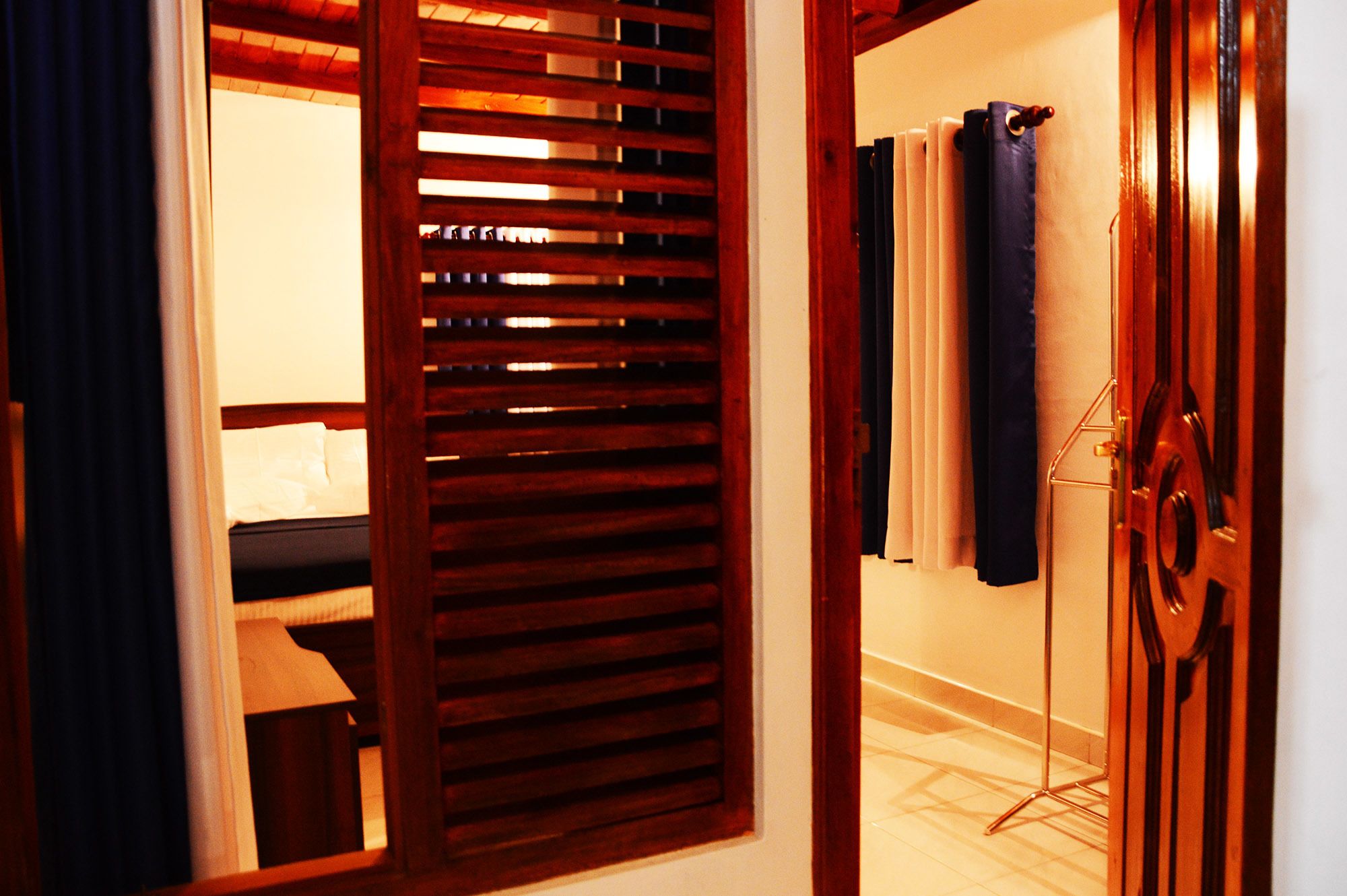 5 bedrooms, Frette Italian sheets, premium bedding, pillow-top beds