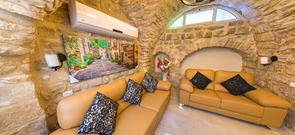 Coin salon dans le hall