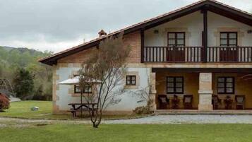 Family Cottage, Private Bathroom, Garden View (Agua) | Exterior