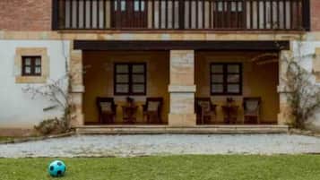 Family Cottage, Private Bathroom, Garden View (Fuego) | Exterior