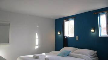 Studio Standar, pemandangan laut, lantai mezzanine | Setrika/meja setrika, tempat tidur bayi gratis, dan Wi-Fi gratis