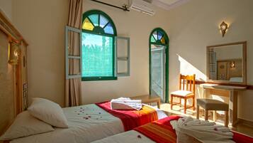 Chambre Double | 1 chambre, coffres-forts dans les chambres, bureau