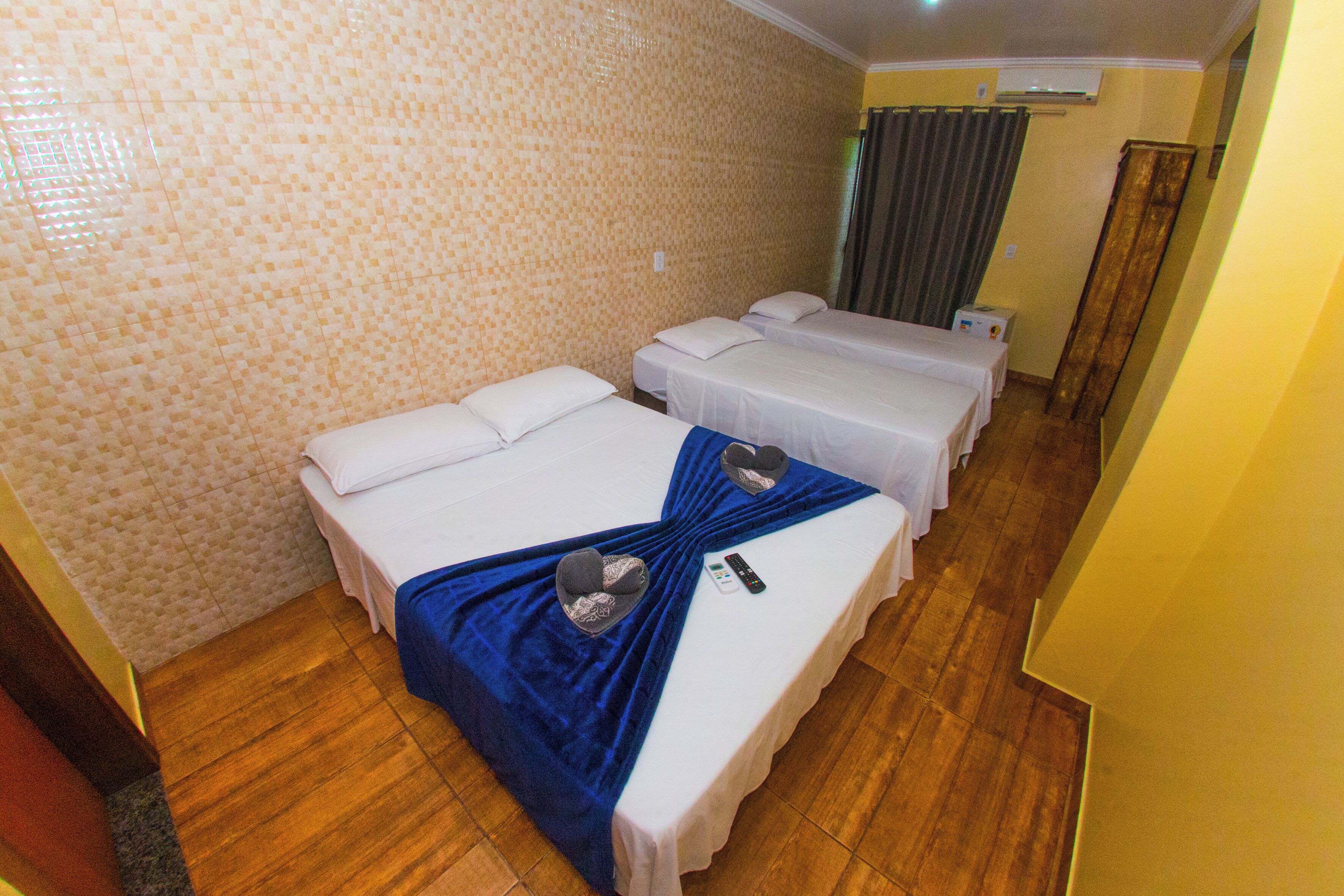 standard quadruple room | minibar, blackout curtains, iron/ironing board, free wifi