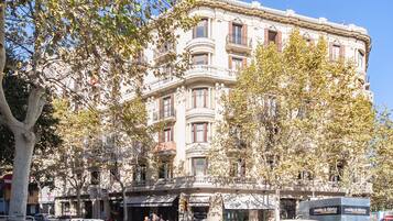 Mặt tiền nơi lưu trú