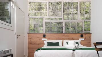 Phòng 2 giường đơn Tiêu chuẩn (Interior) | Quang cảnh sân vườn