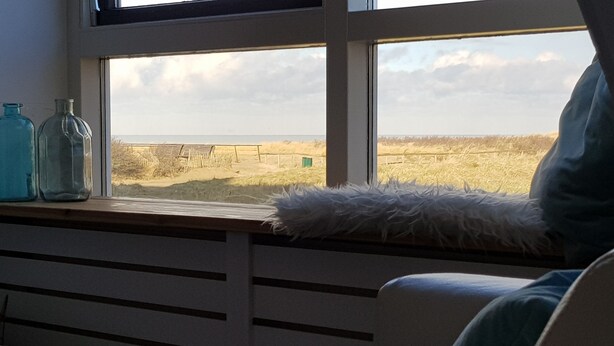 Unclassified image, 1 of 49, button - Beach House Egmond aan Zee (Egmond aan Zee)