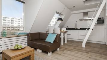 Apartment, 2 Bedrooms, Sea View (ensuite bathroom /fairly steep stairs) | Free WiFi