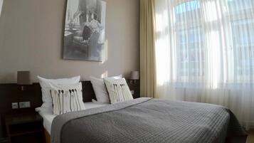 Caja de seguridad en la habitación, escritorio y wifi gratis