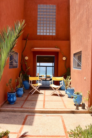 Entrada de la propiedad