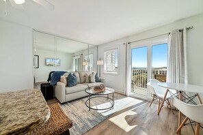 Unclassified image, 2 of 49, button