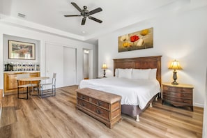Desk, iron/ironing board, WiFi, bed sheets
