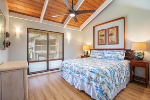 3 bedrooms, iron/ironing board, internet, bed sheets