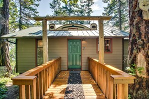 Property grounds - Lopez Island, Klahowya #138 (Lopez Island)