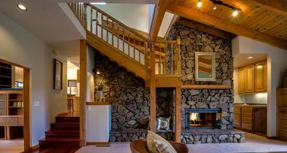 Stunning Home with Pool, Hot Tub, Decks, & Gourmet Kitchen - Close to Wineries