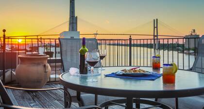 Amazing Loft with Parking and Deck above River Street by Lucky Savannah