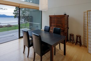 Dining - Orcas Island, Nami-an #221 (Olga)