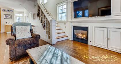 True Breck Gem. Main St Location - STEPS from Gondola, Walk EVERYWHERE B304D