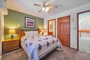 6 bedrooms, iron/ironing board, free WiFi, bed sheets