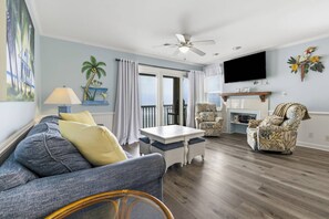 Unclassified image, 4 of 50, button