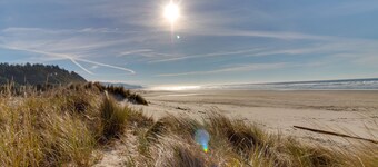 Familie og hundevennlig hjem med utsikt over golfbanen og tilgang til stranden (MCA # 1209)