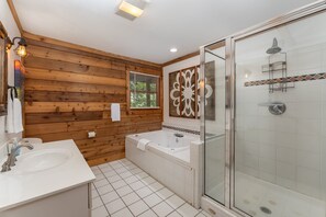 Badewanne, Whirlpool, Handtücher