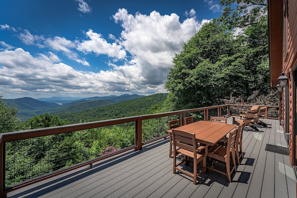 Dine al fresco while taking in the beautiful mountain views.