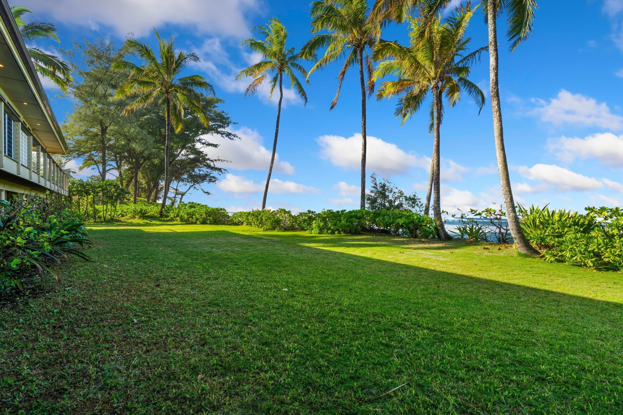 Beachfront Luxury Dream House with A\/C & Gym! - Photo 16