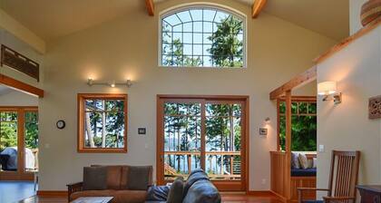 Lopez Island, Raven Rock #318