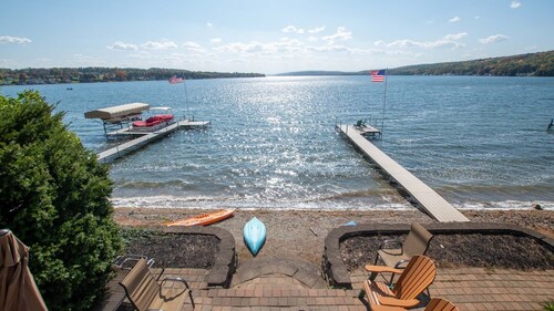 Järvellä - 4 makuuhuonetta, 3. 5 kylpy nykyaikainen