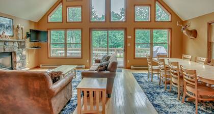 "Suuri susi" -kävely H20-vesipuistoon, katettu kuisti, poreallas, biljardipöytä, WIFI