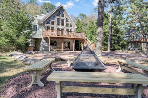 Big Horn by PMR, 6,BR/4BA Lodge, Sleeps 17, Near JFBB Skiing, Hot Tub