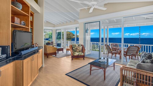 Anini Beach House By Parrish Kauai - oceanfront on Anini Beach great for the fam