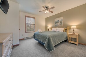 6 bedrooms, iron/ironing board, free WiFi, bed sheets