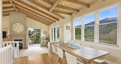 Immaculate Beach House with Great Views Of Mt Tam