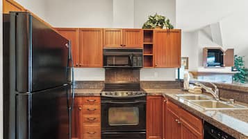 Microwave, stovetop, dishwasher, coffee/tea maker