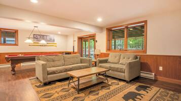 Smart TV, fireplace, video games