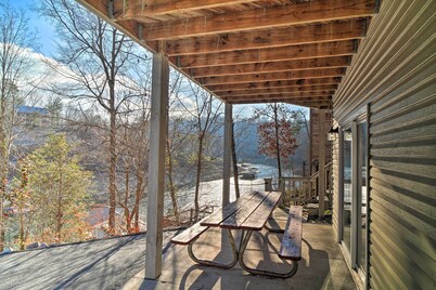 Caryville Home w/ Private Dock & Norris Lake Views