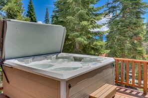 Idromassaggio all'aperto