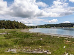 On the beach - Lopez Island, Fisherman Bay Retreat #322 (Lopez Island)
