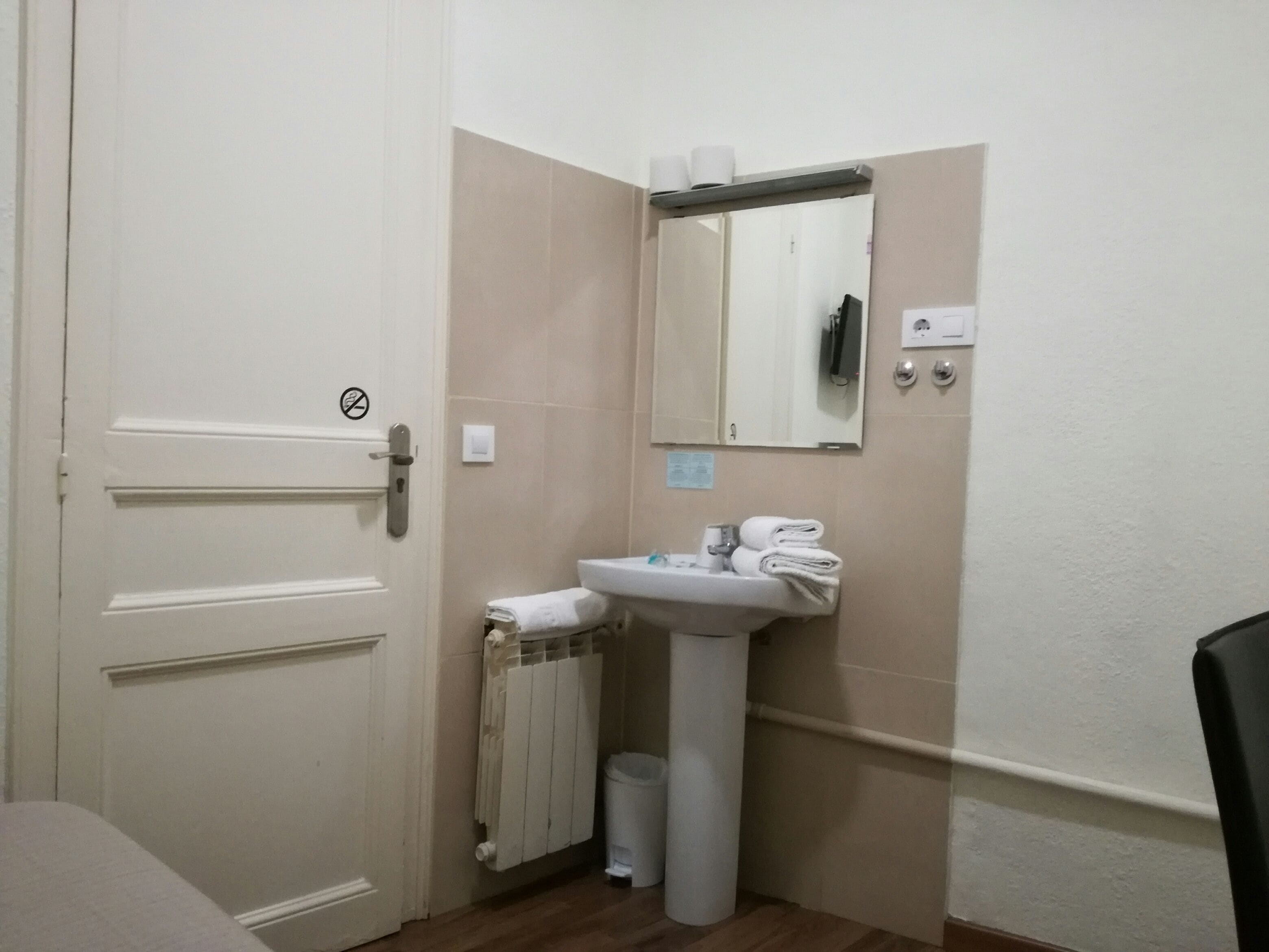 Foto - Hostal Lesseps